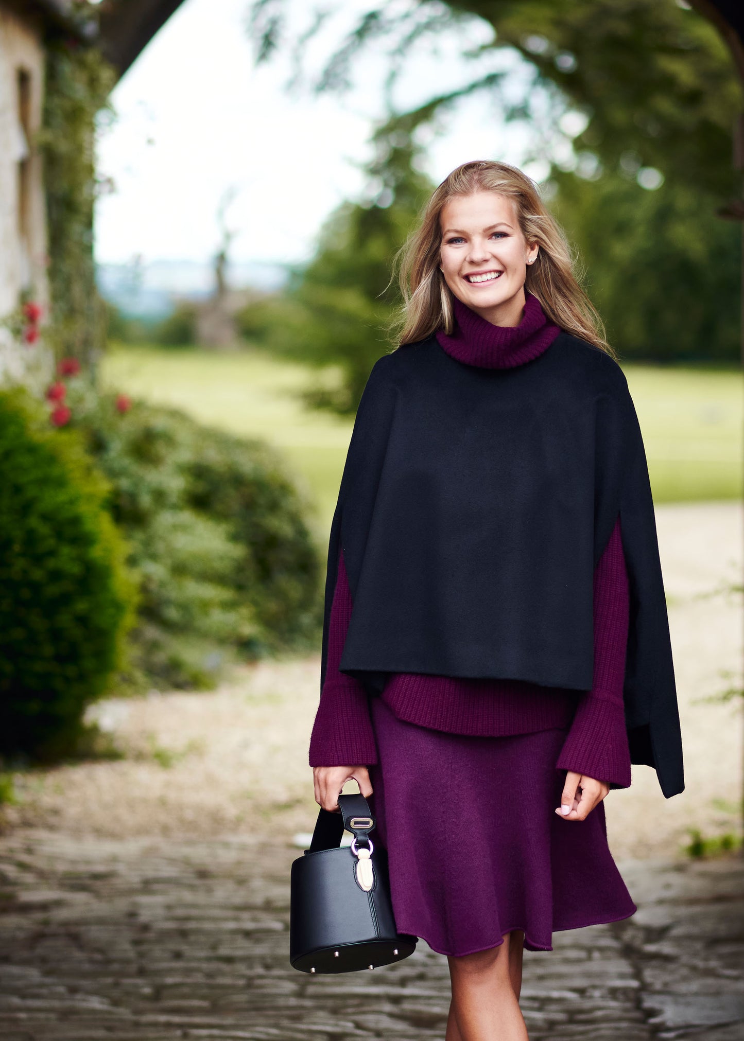 CASHMERE CAPE