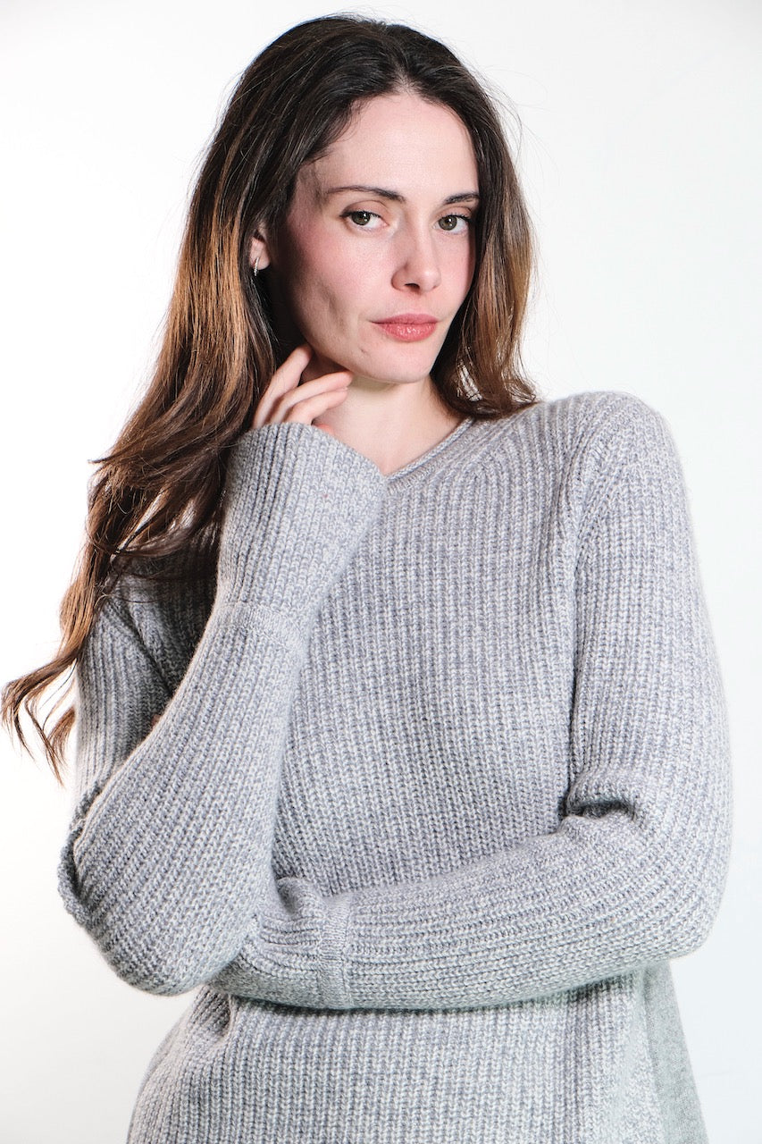 CHILL CASHMERE CREW-NECK SWEATER