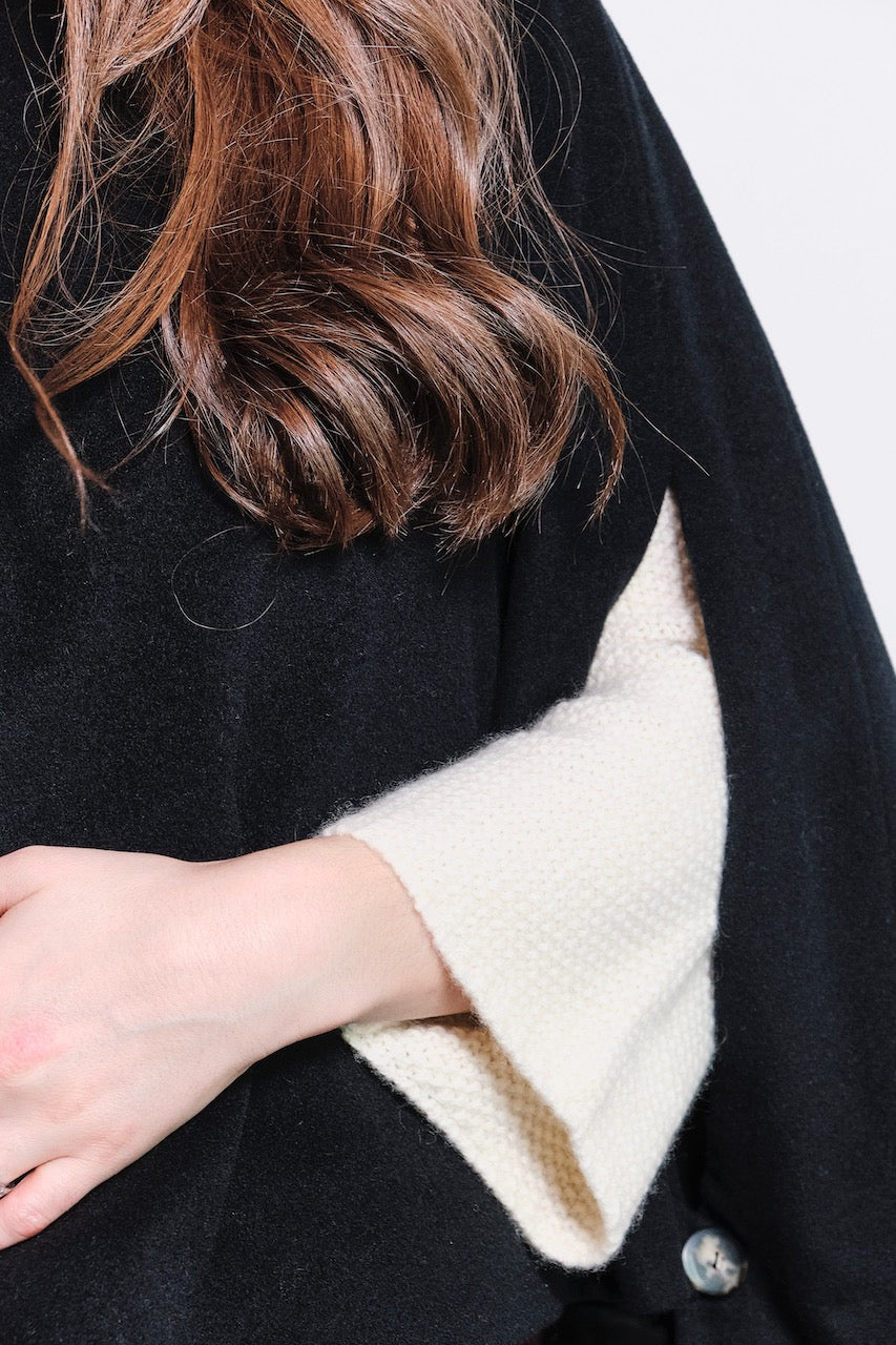 CASHMERE CAPE