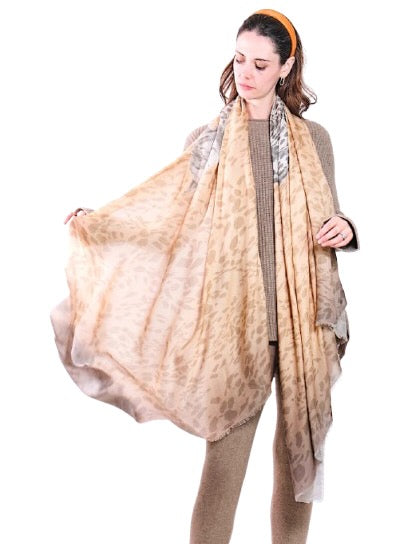 SCARF-SARONG CHEETAH BACK: WARM TAUPE
