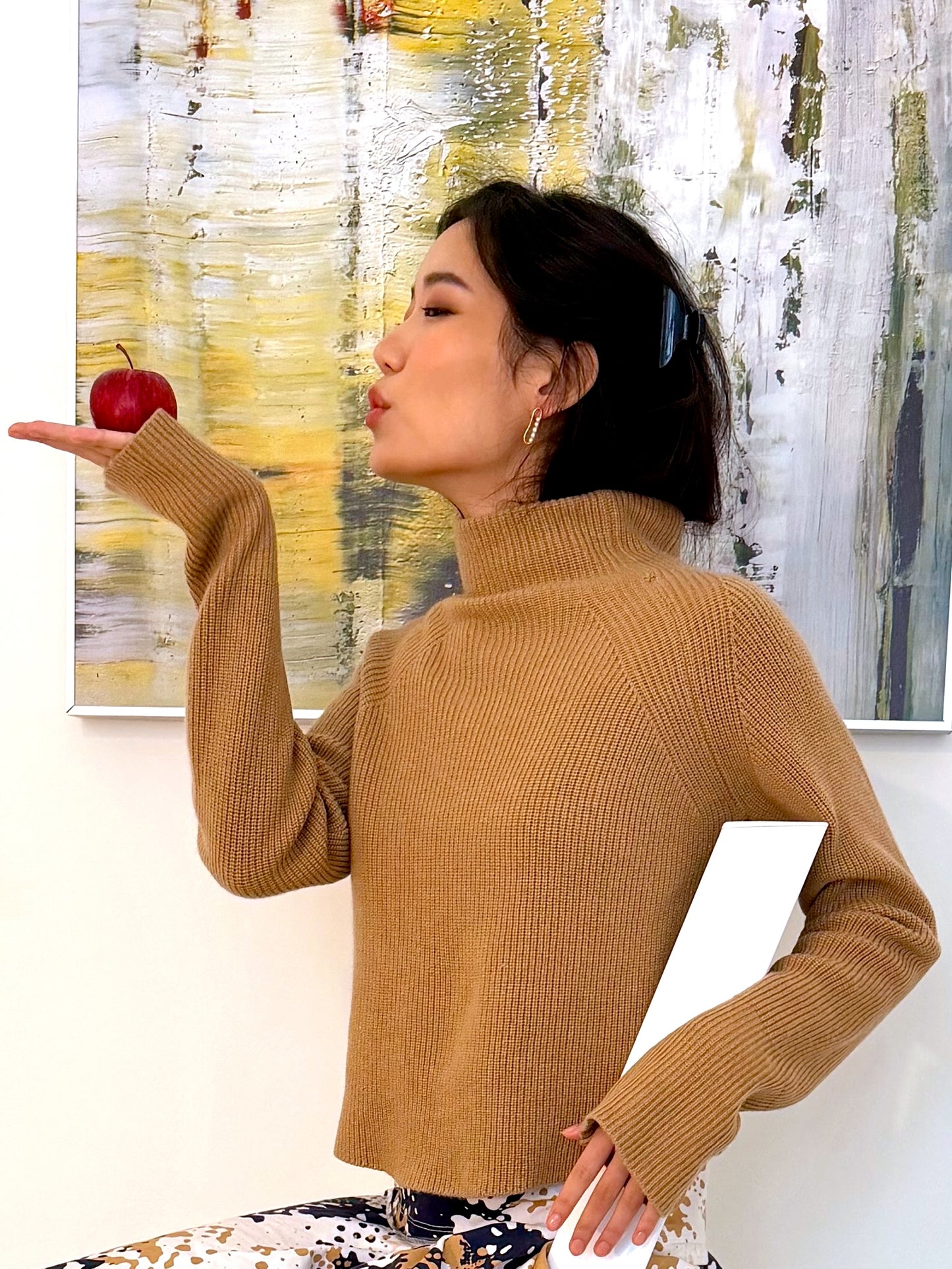 CASHMERE FUNNEL NECK SWEATER